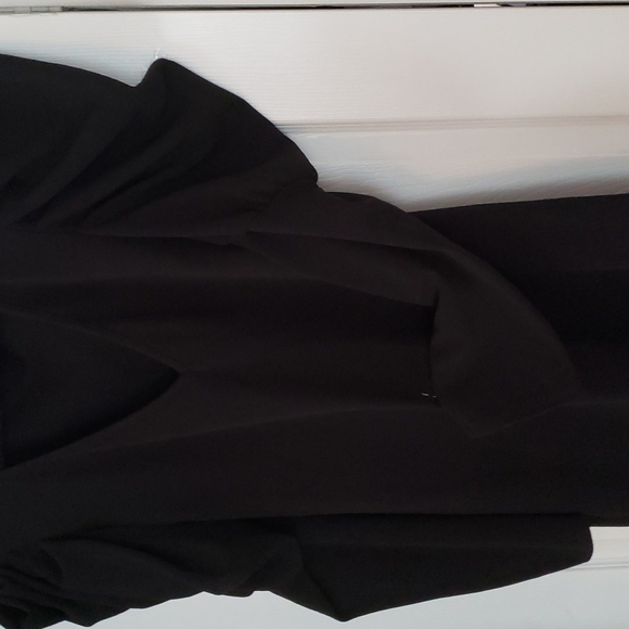 NWOT Beautiful dress for dinner reservations. Never been worn!! - Picture 5 of 7